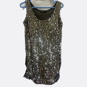 Vintage Sleeveless Silver Sequin Tank Top  🪩